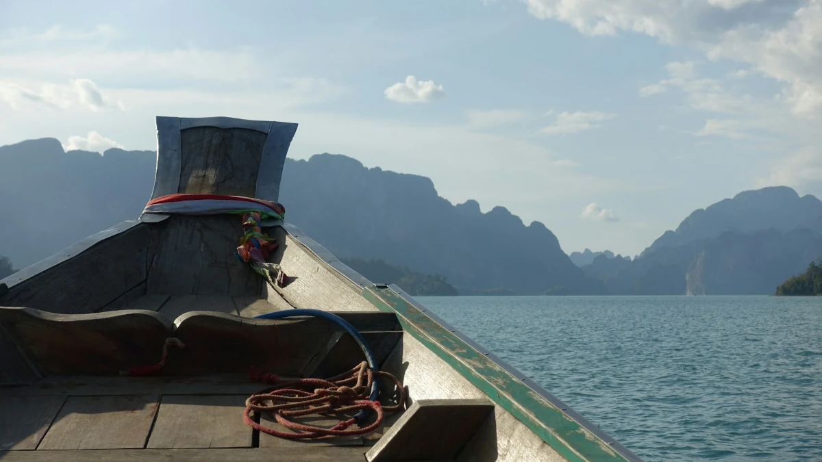 Khao Sok romantische Bootsfahrt auf dem See